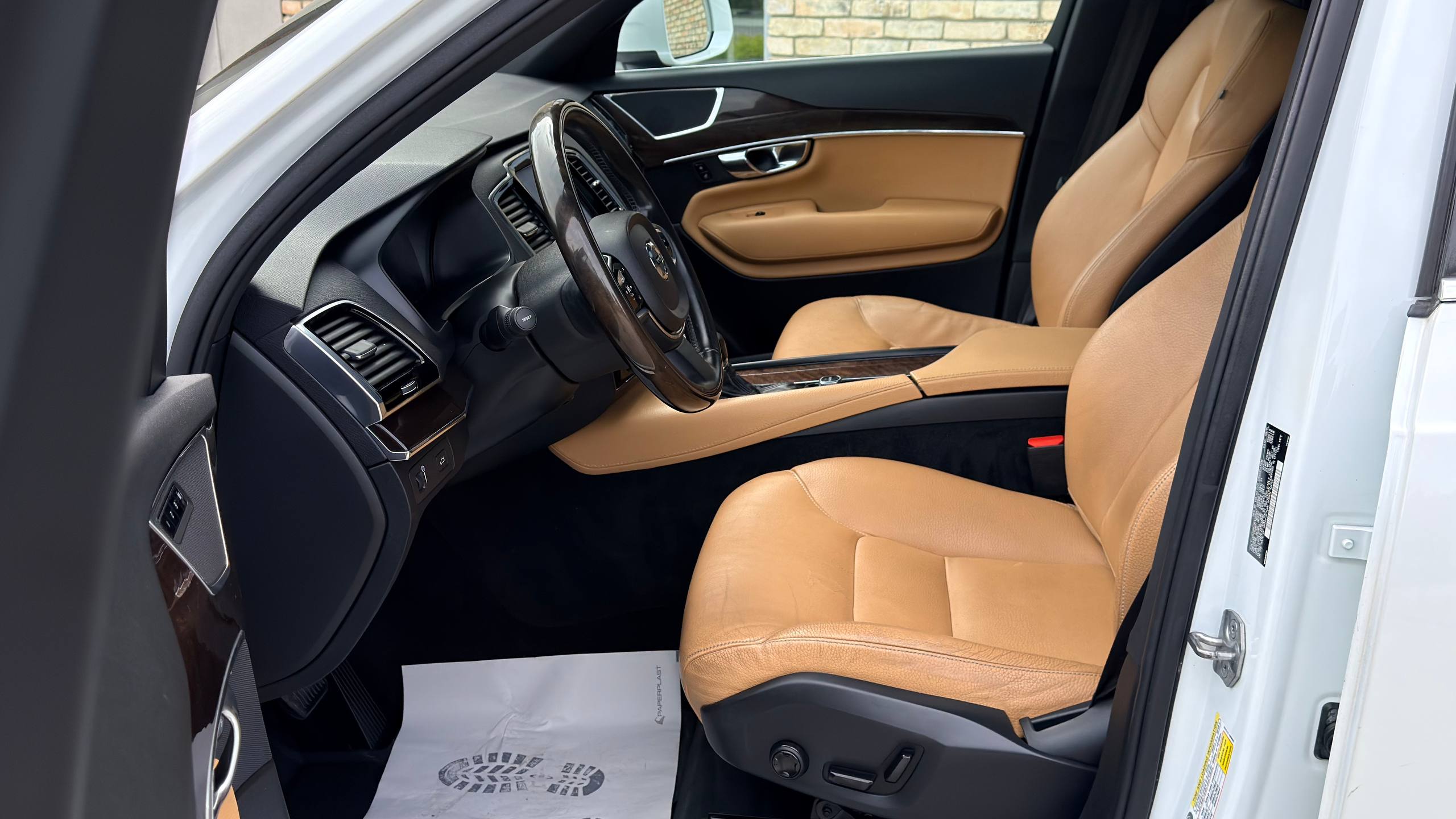 VOLVO XC90 T6 MOMENTUM 2015