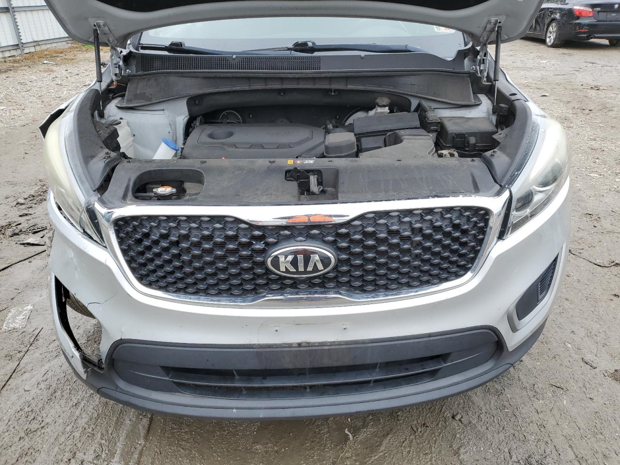 KIA SORENTO LX 2017