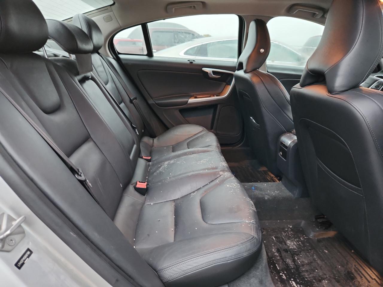 VOLVO S60 PLATINUM 2015