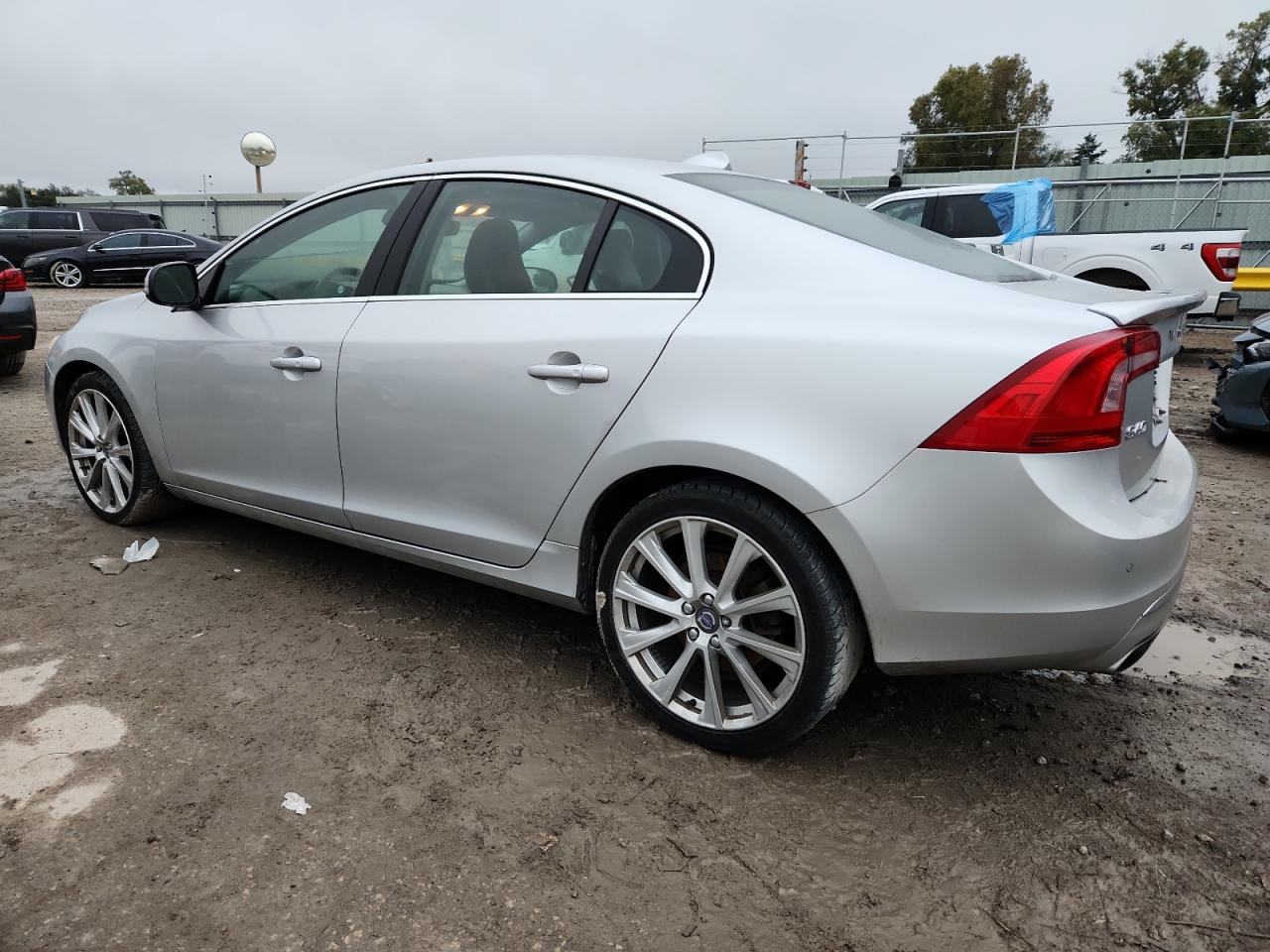VOLVO S60 PLATINUM 2015