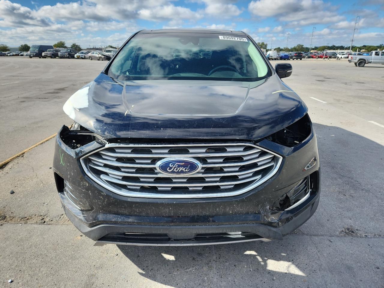 FORD EDGE SEL 2019