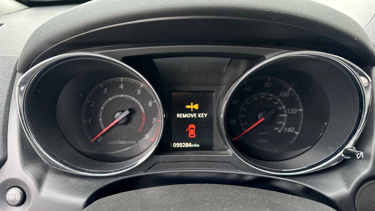 MITSUBISHI OUTLANDER SPORT ES 2019