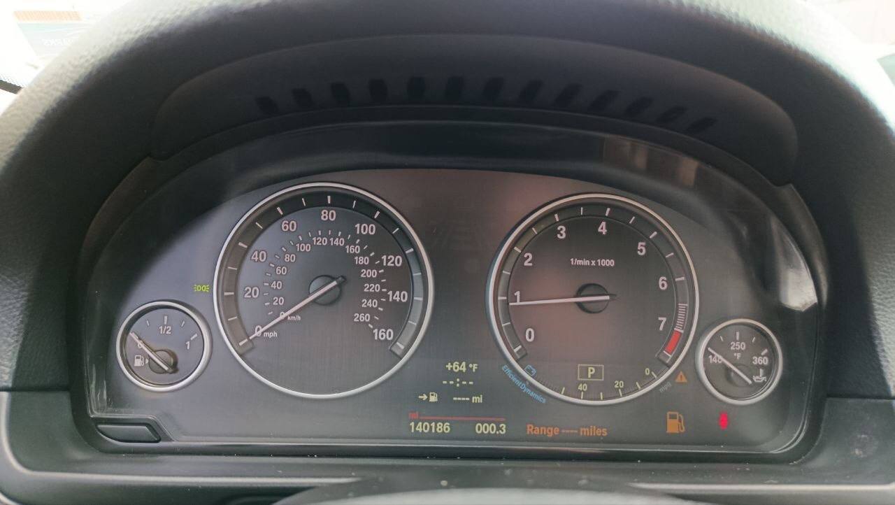 BMW 528 XI 2013