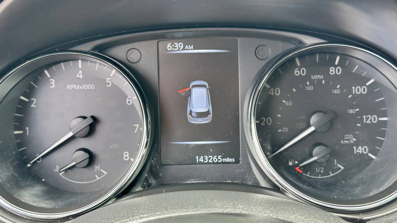 NISSAN ROGUE SV 2017