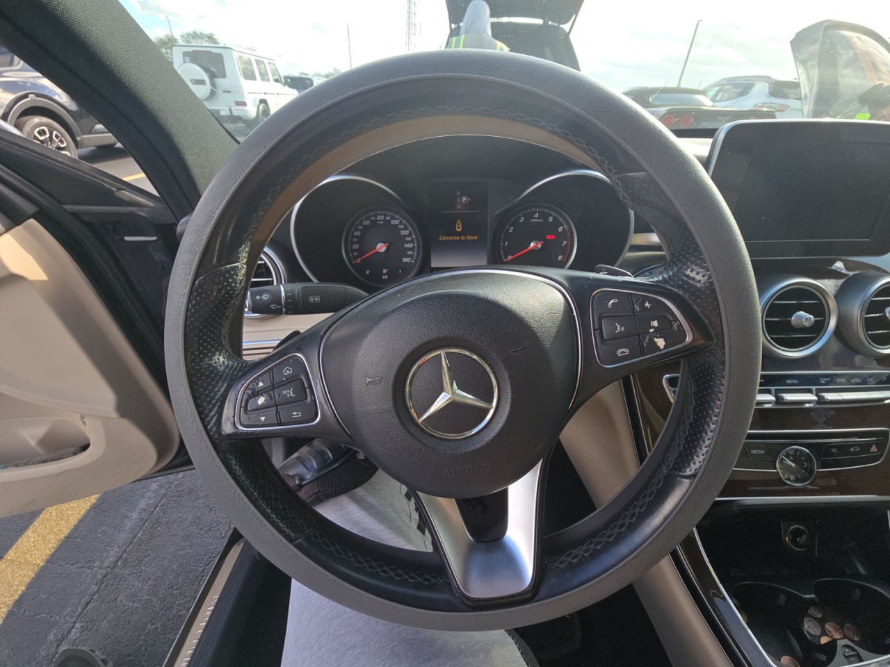 MERCEDES-BENZ C 300 2015