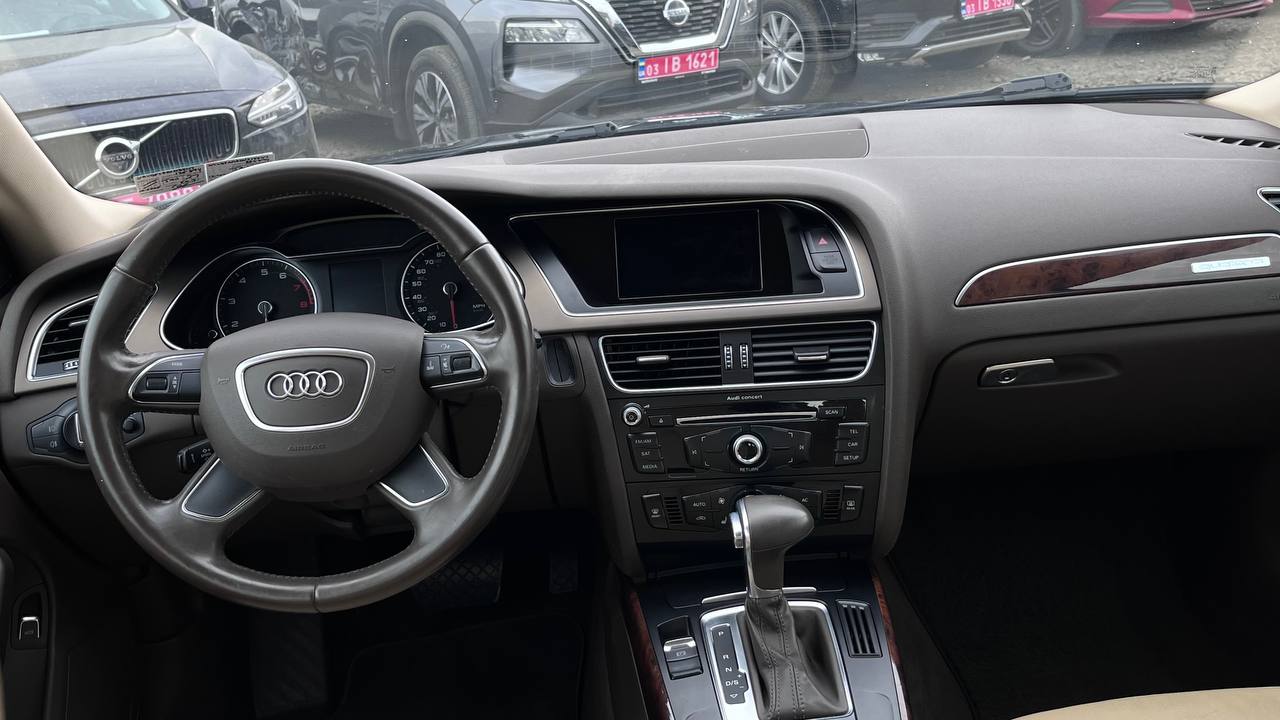 AUDI A4 PREMIUM 2012
