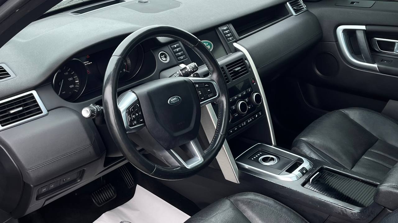 LAND ROVER DISCOVERY SPORT HSE 2015