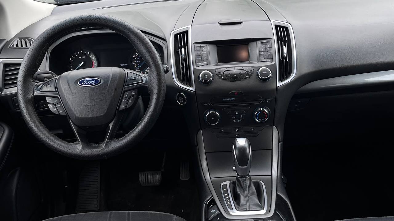 FORD EDGE SE 2016