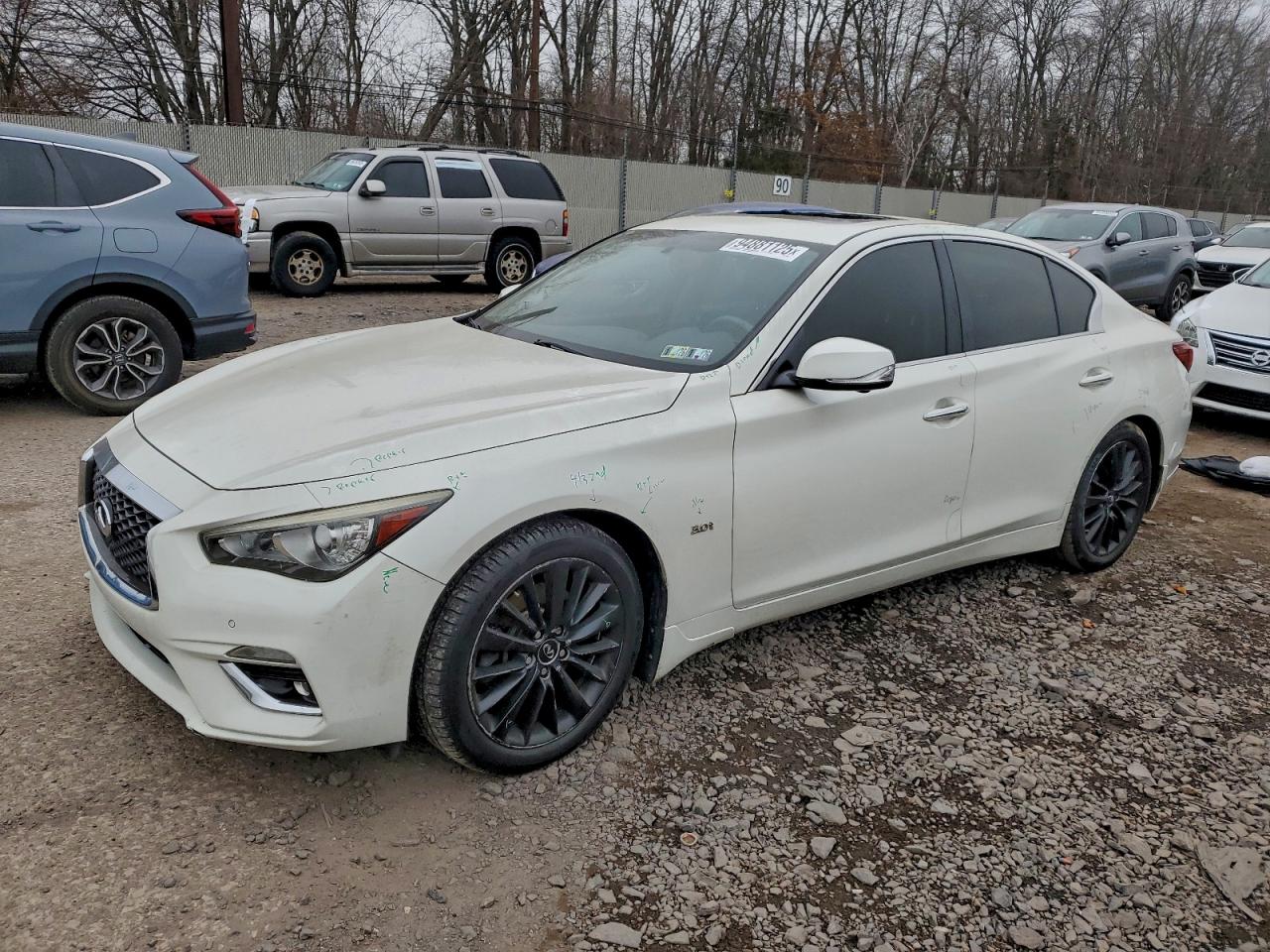 INFINITI Q50 LUXE 2017