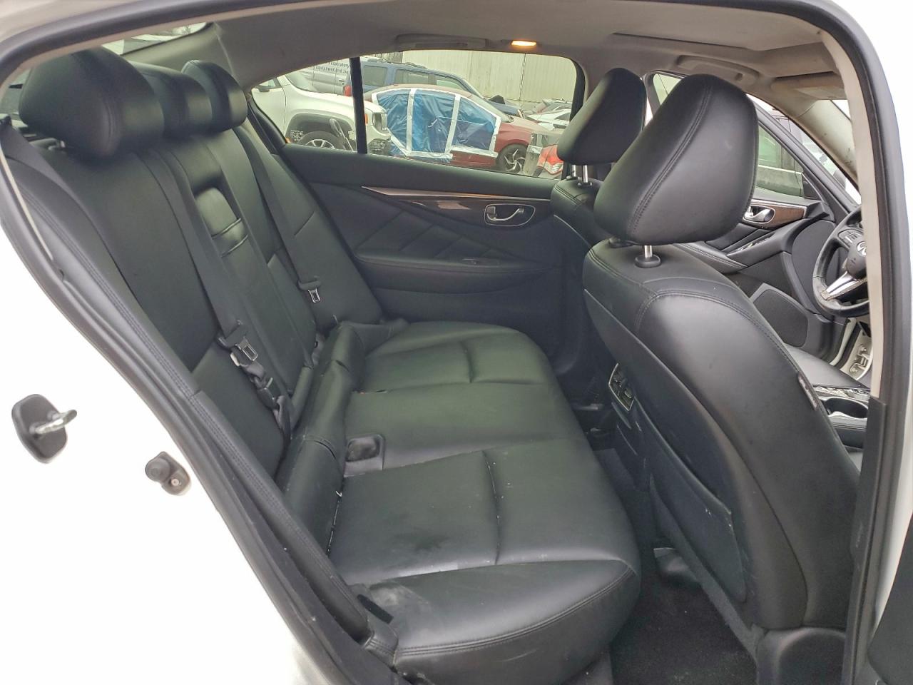 INFINITI Q50 LUXE 2017