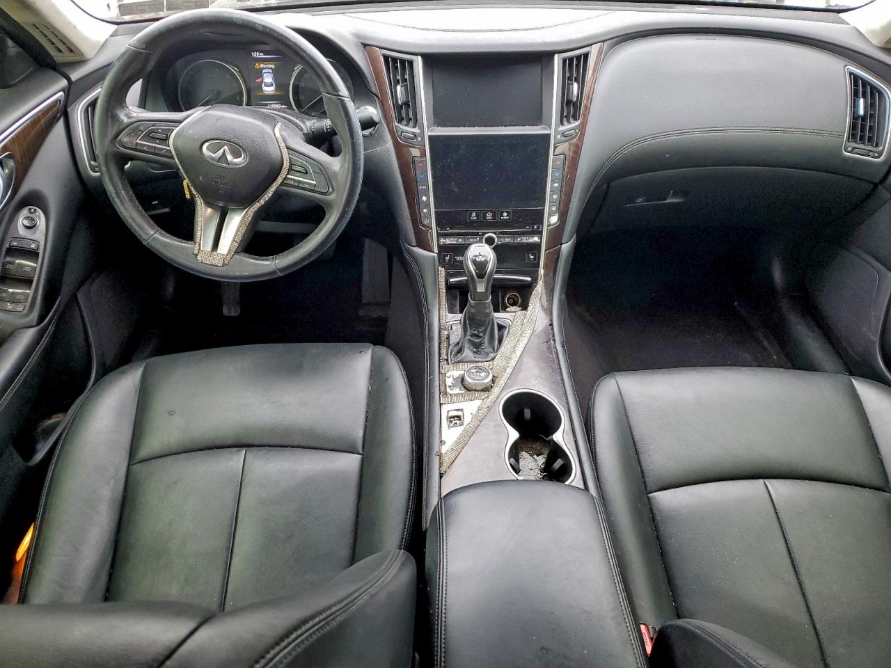 INFINITI Q50 LUXE 2017