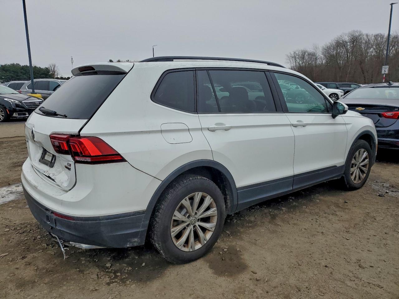 VOLKSWAGEN TIGUAN S 2017