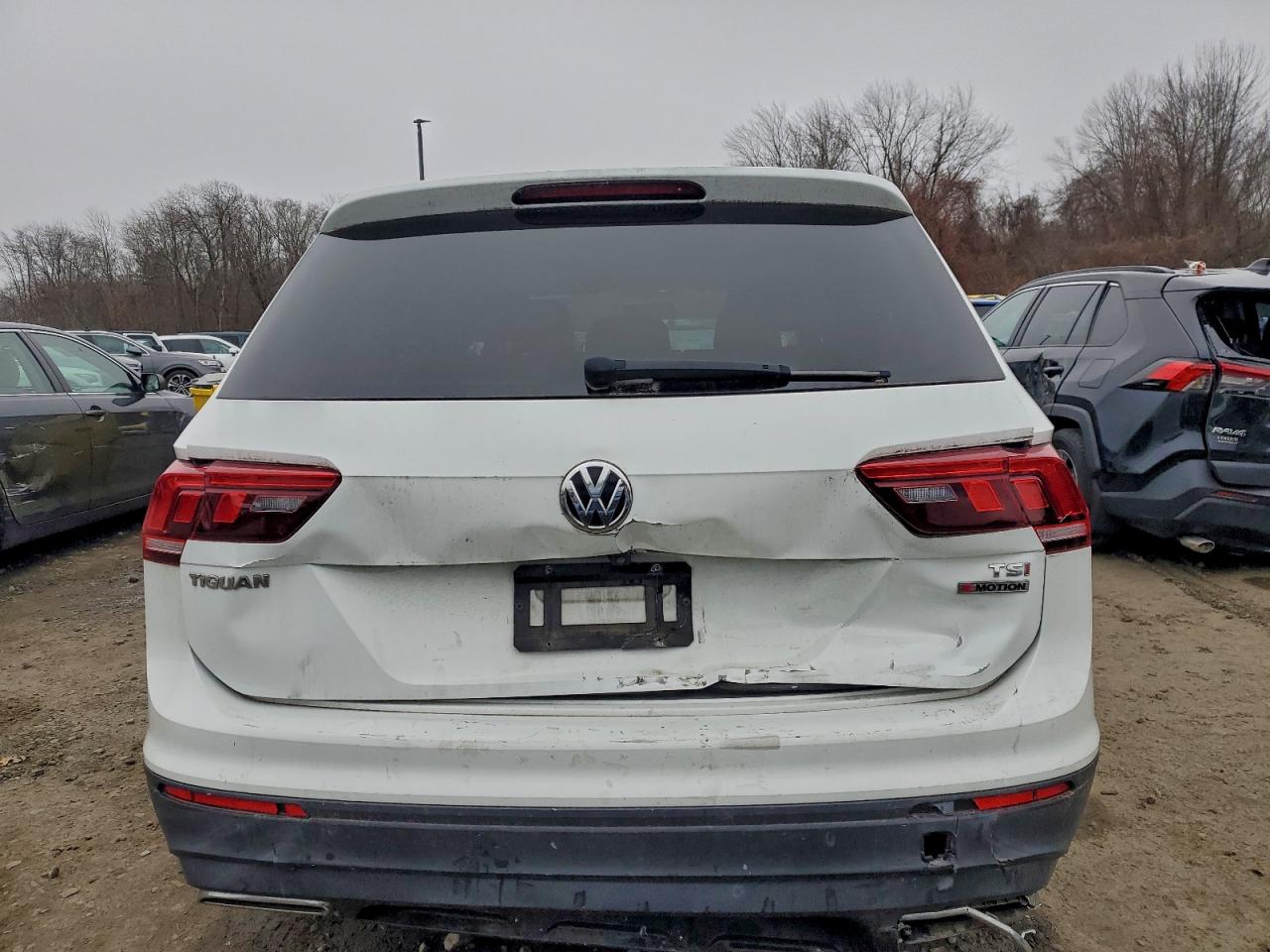 VOLKSWAGEN TIGUAN S 2017