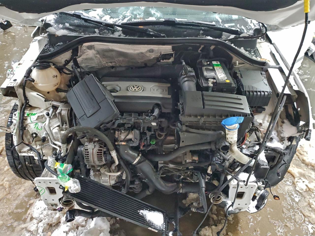 VOLKSWAGEN TIGUAN SPORT 2016