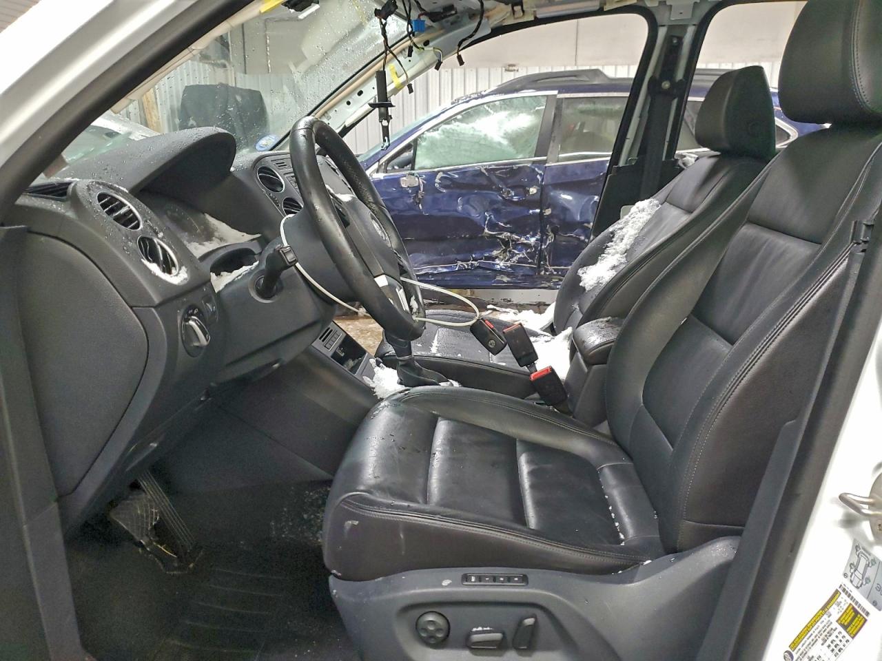 VOLKSWAGEN TIGUAN SPORT 2016