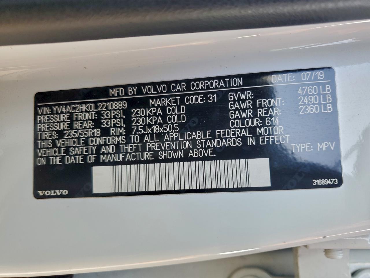 VOLVO XC40 T4 MOMENTUM 2020