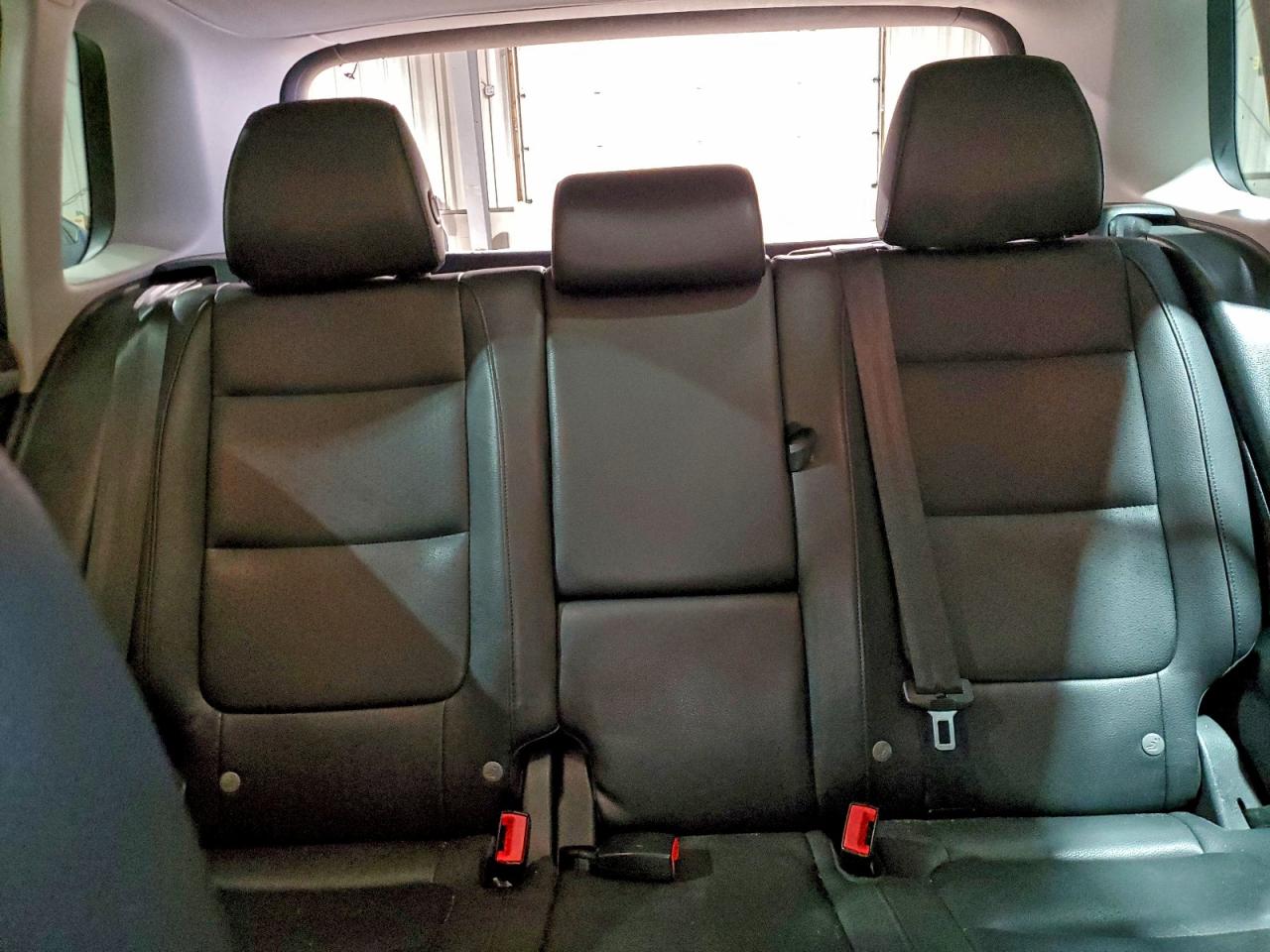 VOLKSWAGEN TIGUAN S 2013