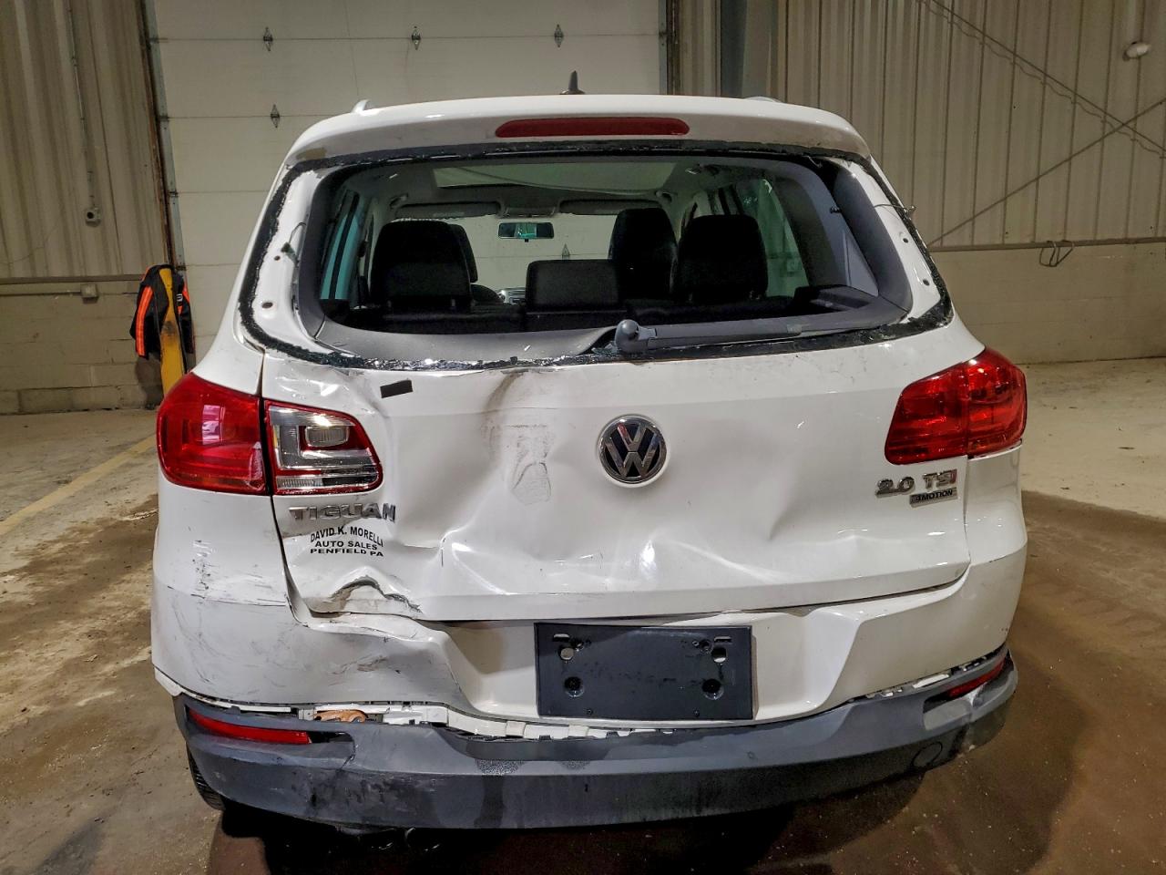VOLKSWAGEN TIGUAN S 2013