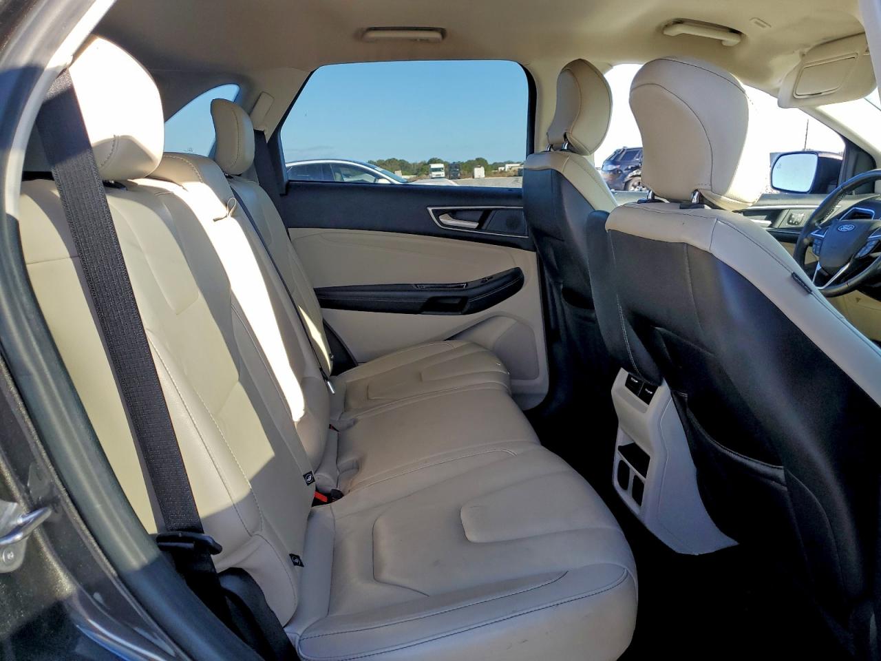 FORD EDGE TITANIUM 2019