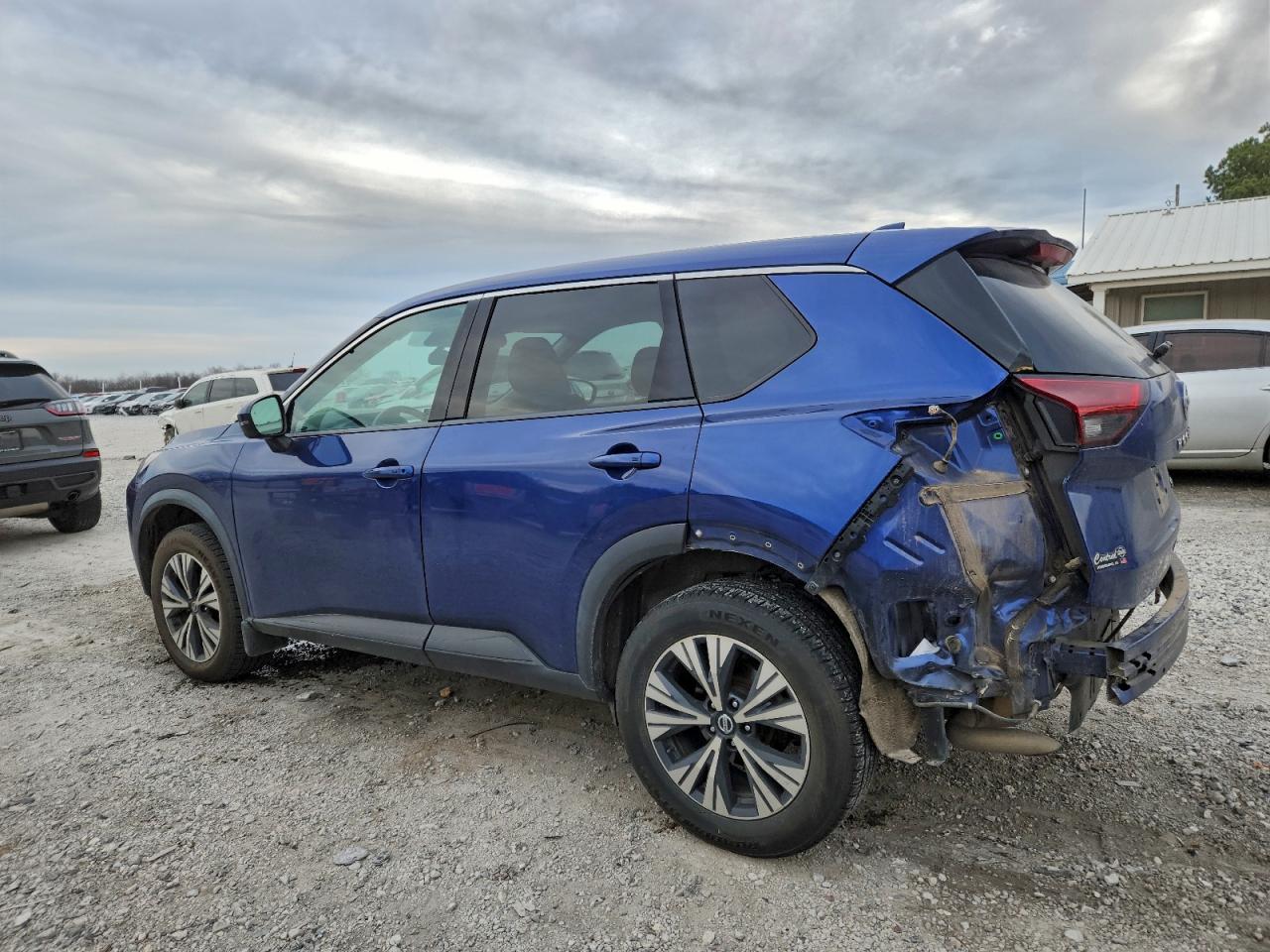 NISSAN ROGUE SV 2021