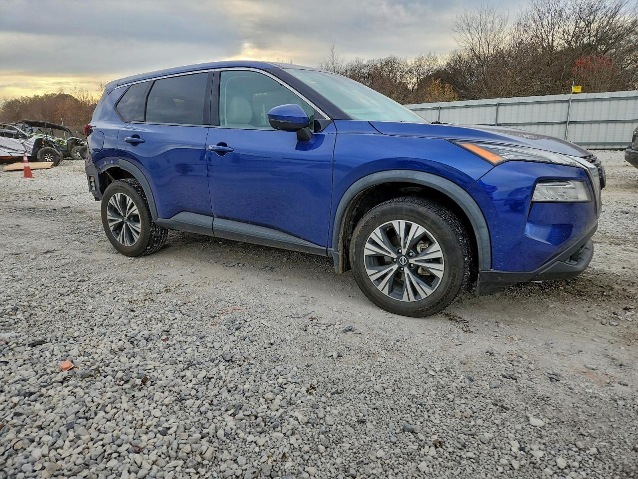 NISSAN ROGUE SV 2021