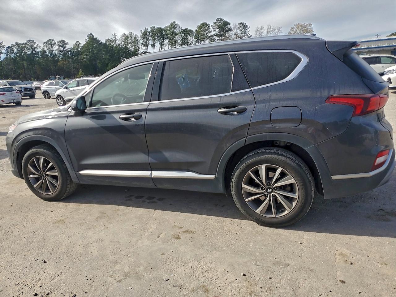 HYUNDAI SANTA FE SEL 2019