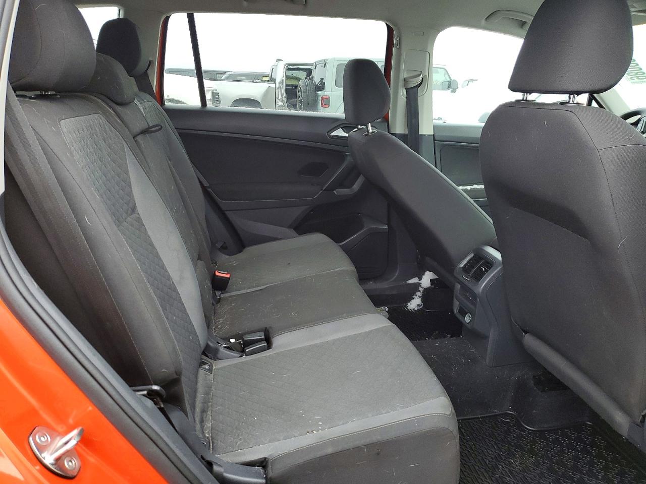 VOLKSWAGEN TIGUAN S 2018