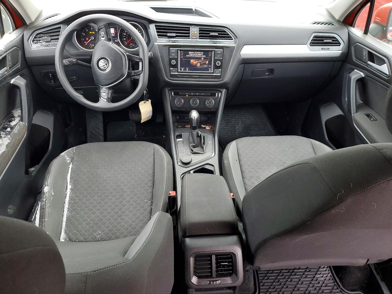 VOLKSWAGEN TIGUAN S 2018