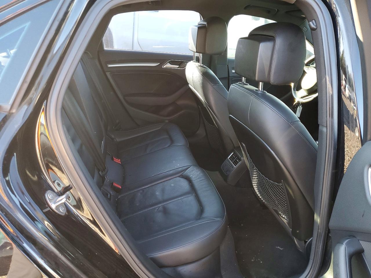 AUDI A3 PREMIUM 2016