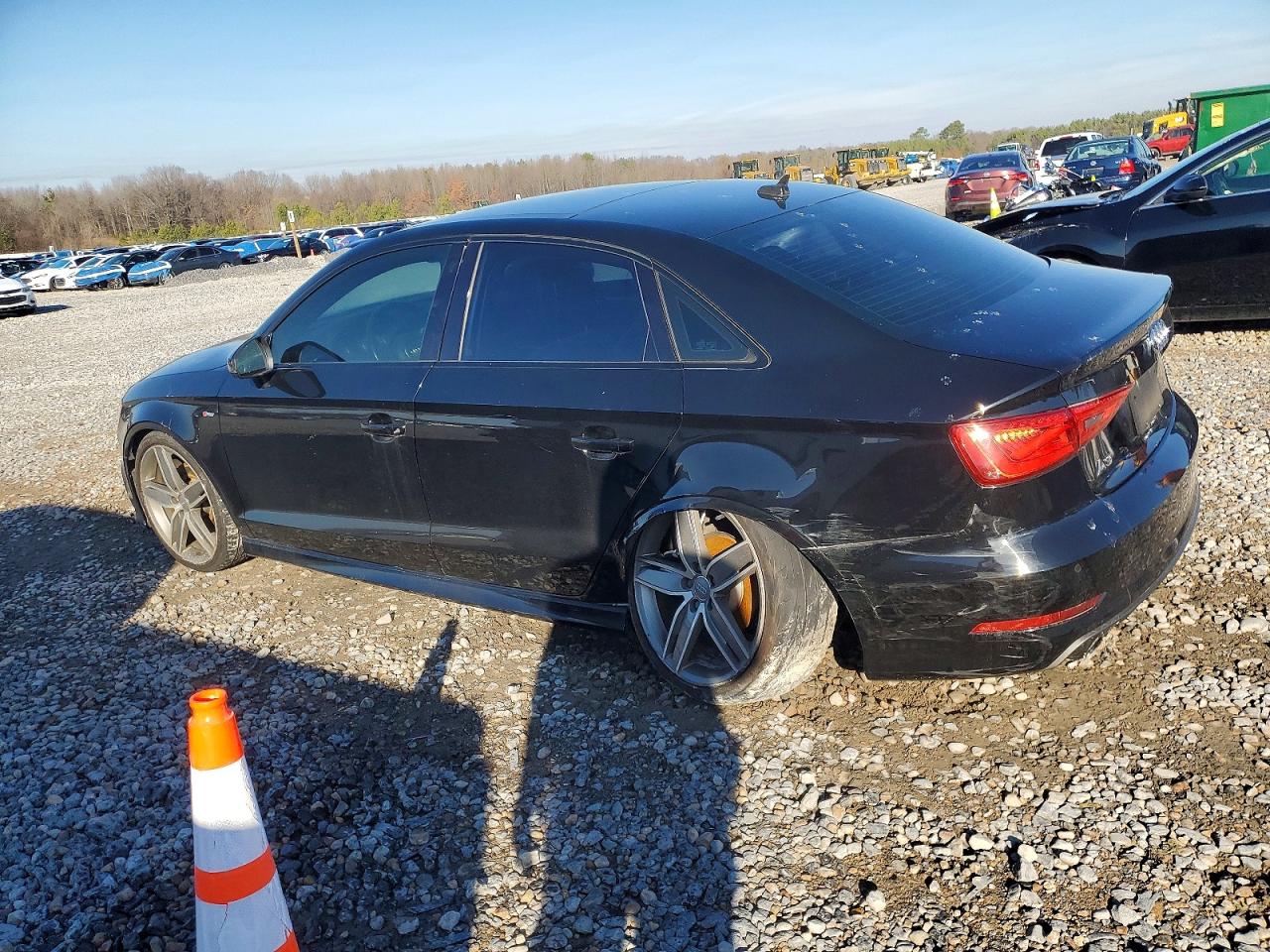 AUDI A3 PREMIUM 2016