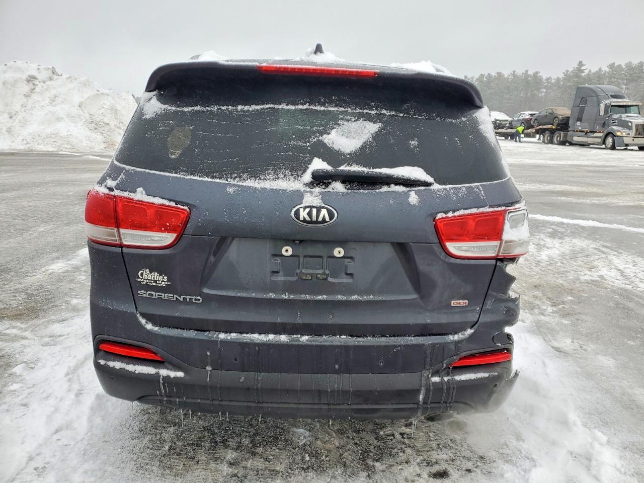 KIA SORENTO LX 2017