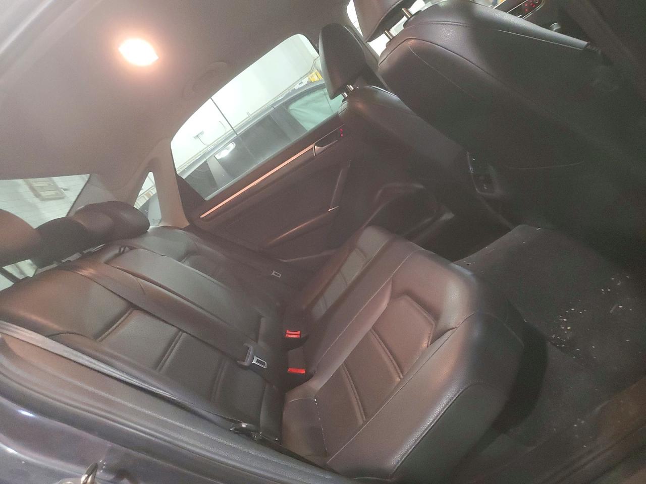 VOLKSWAGEN PASSAT SE 2016