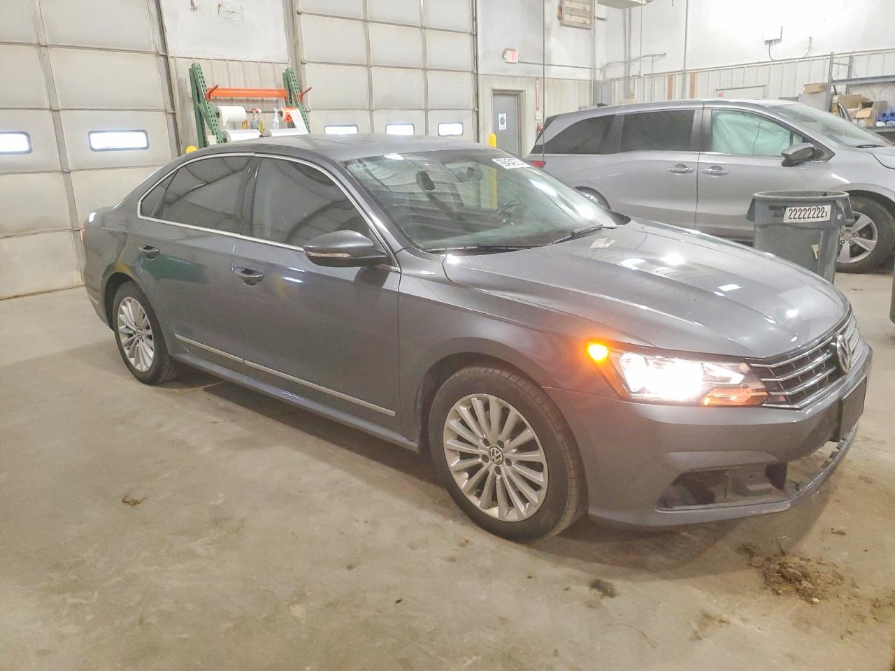 VOLKSWAGEN PASSAT SE 2016