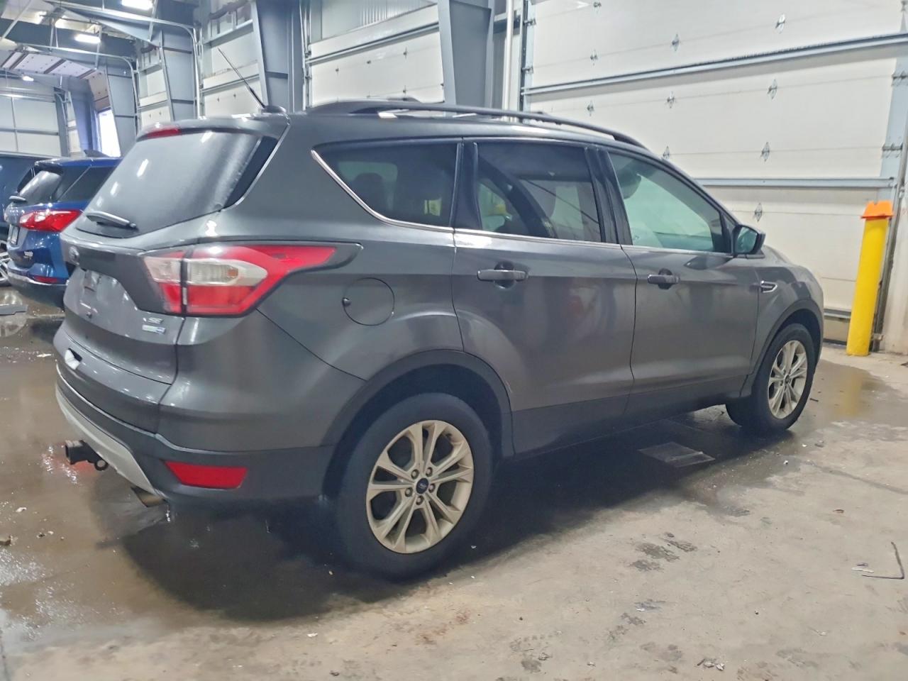 FORD ESCAPE SE 2016