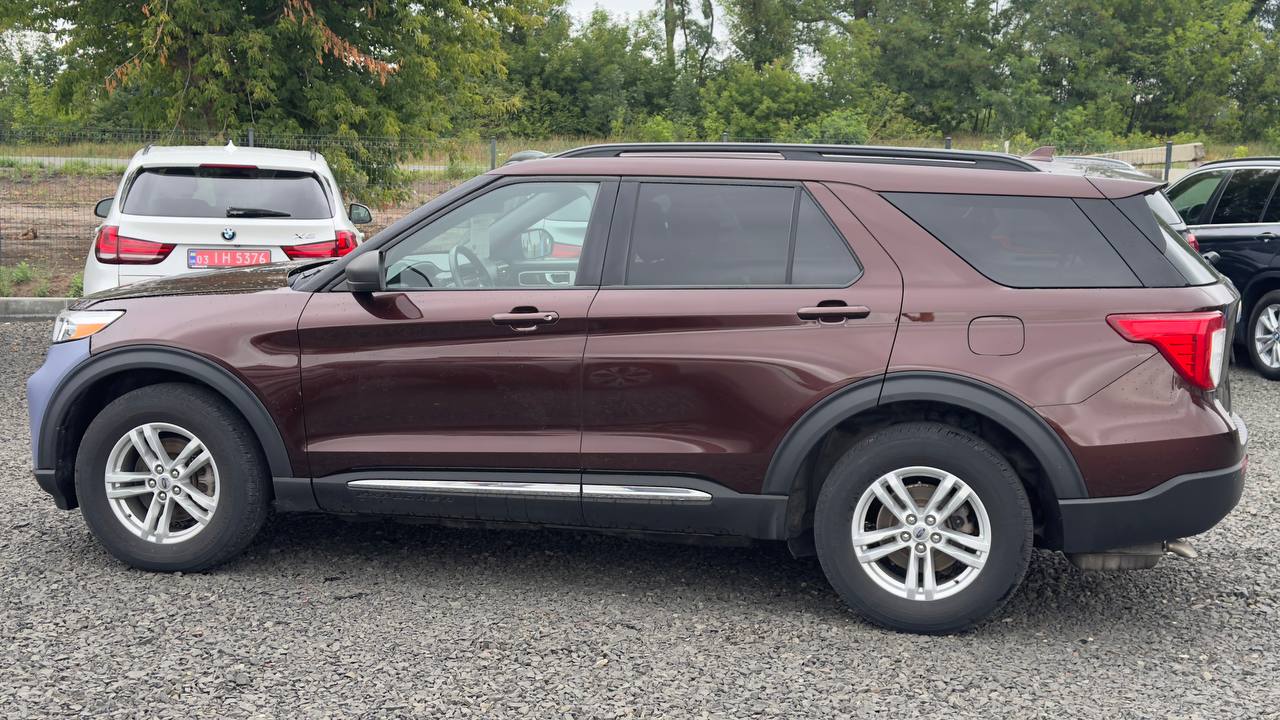 FORD EXPLORER XLT 2020