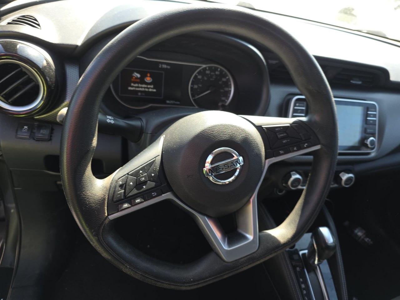 NISSAN KICKS SV 2019