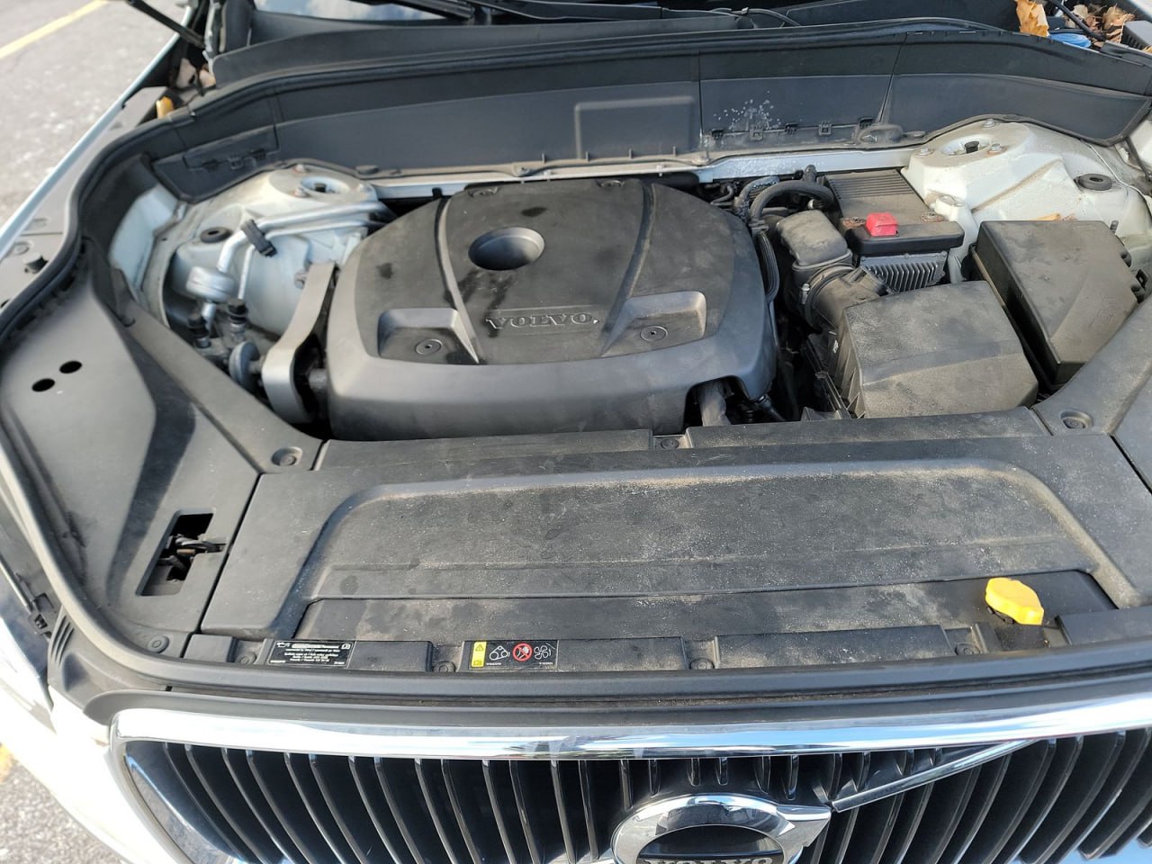 VOLVO XC90 T6 MOMENTUM 2016