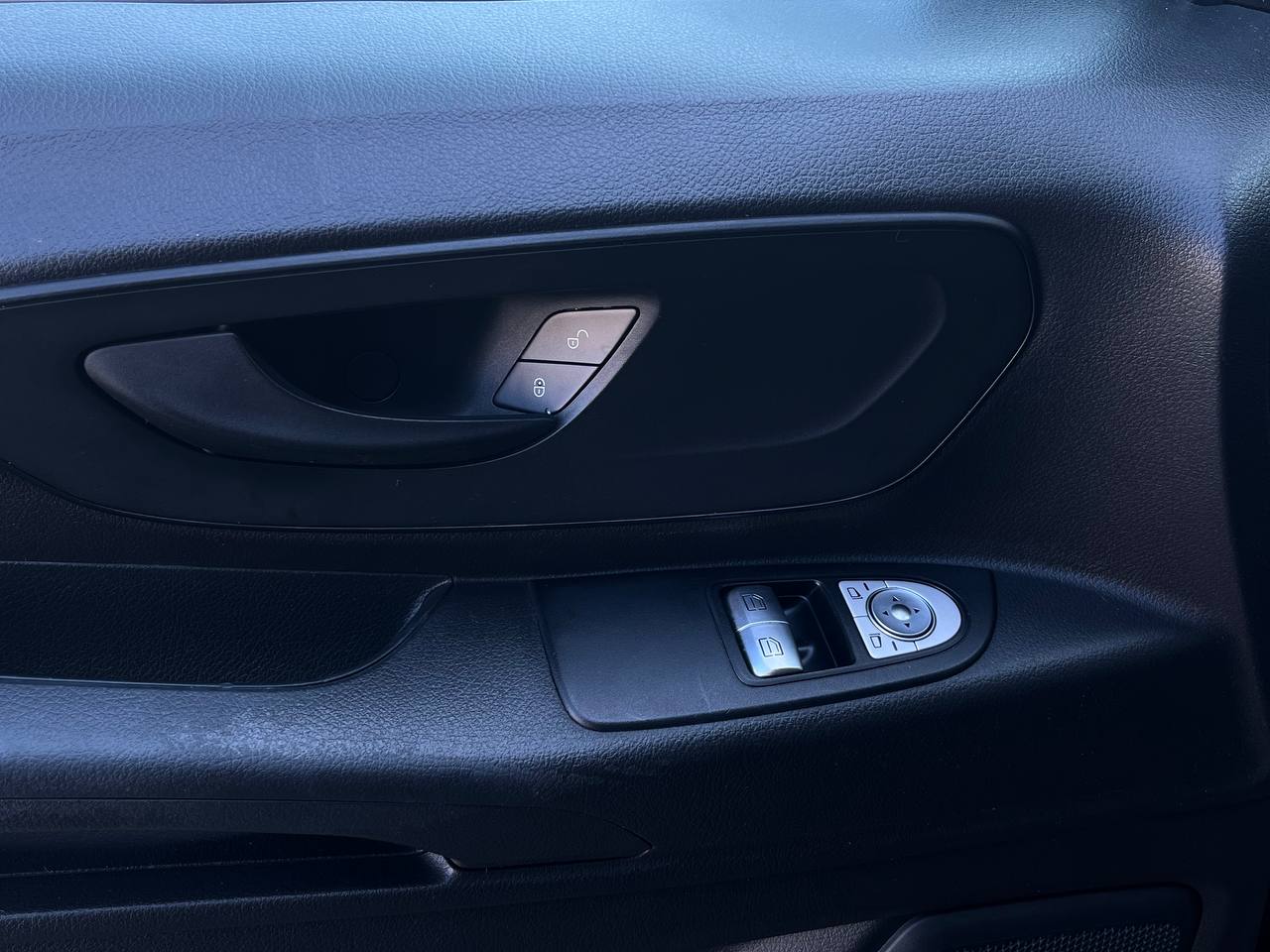 MERCEDES-BENZ VITO 114 2014