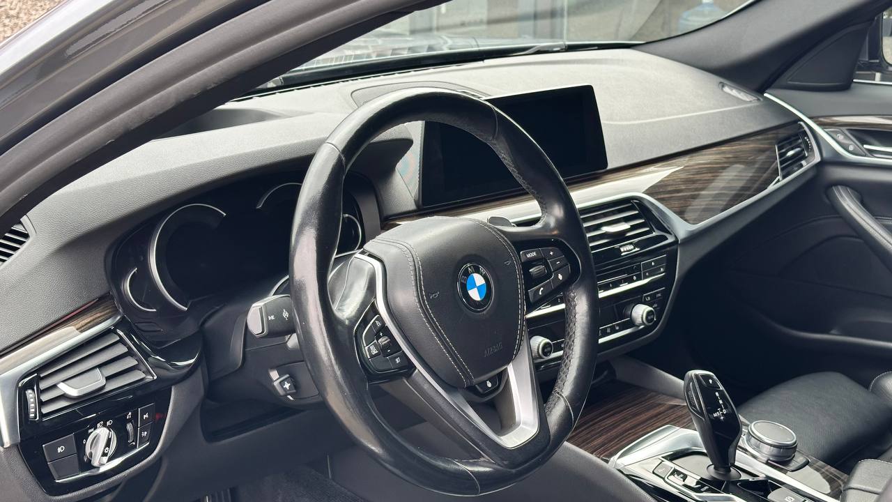 BMW 530 E 2017