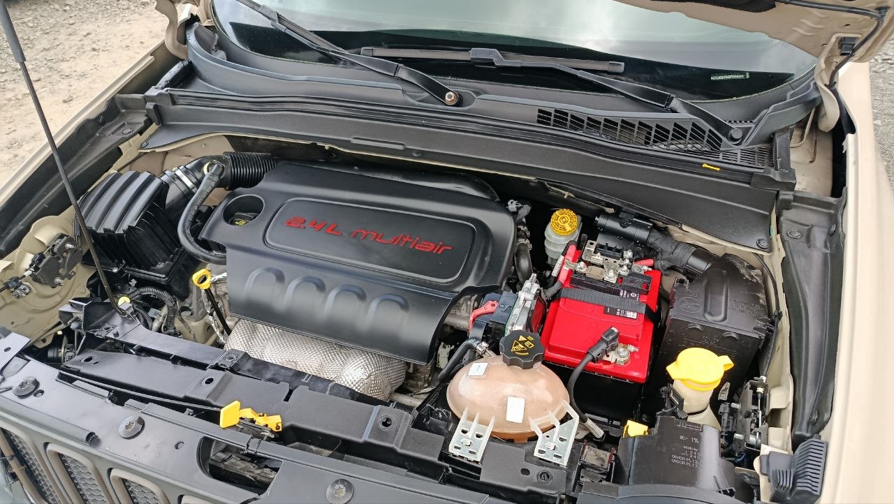 JEEP RENEGADE LATITUDE 2016