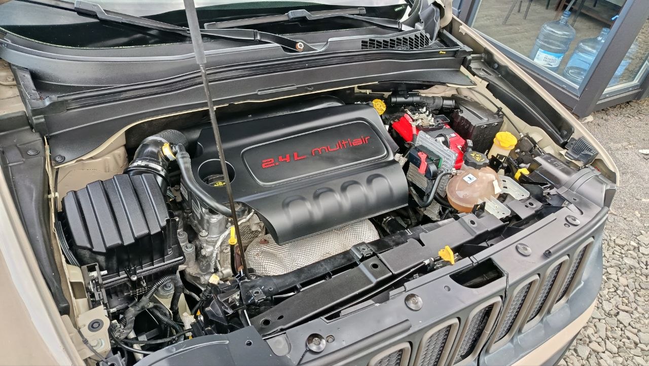 JEEP RENEGADE LATITUDE 2016