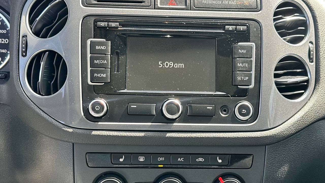 VOLKSWAGEN TIGUAN S 2012