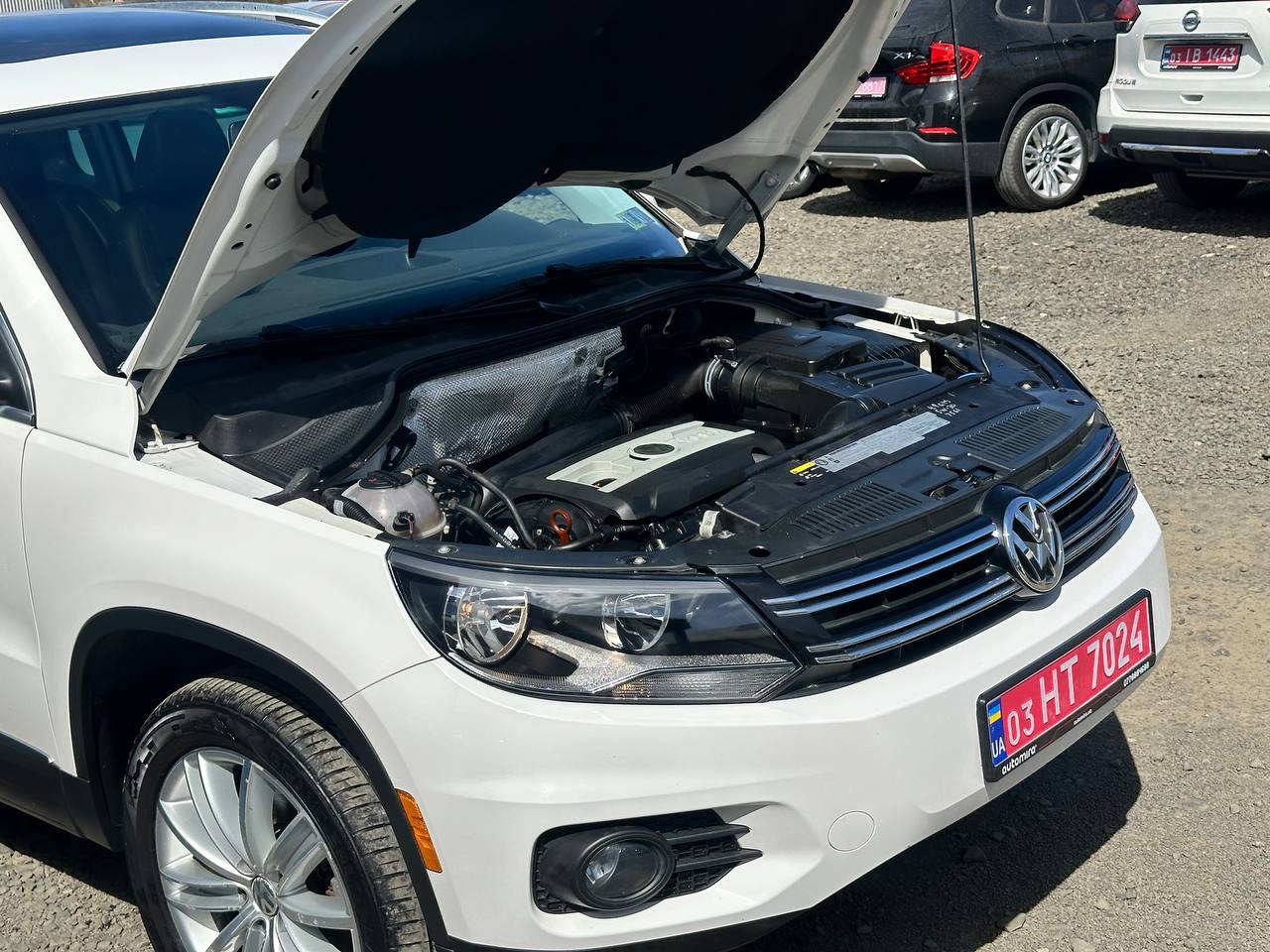 VOLKSWAGEN TIGUAN S 2012