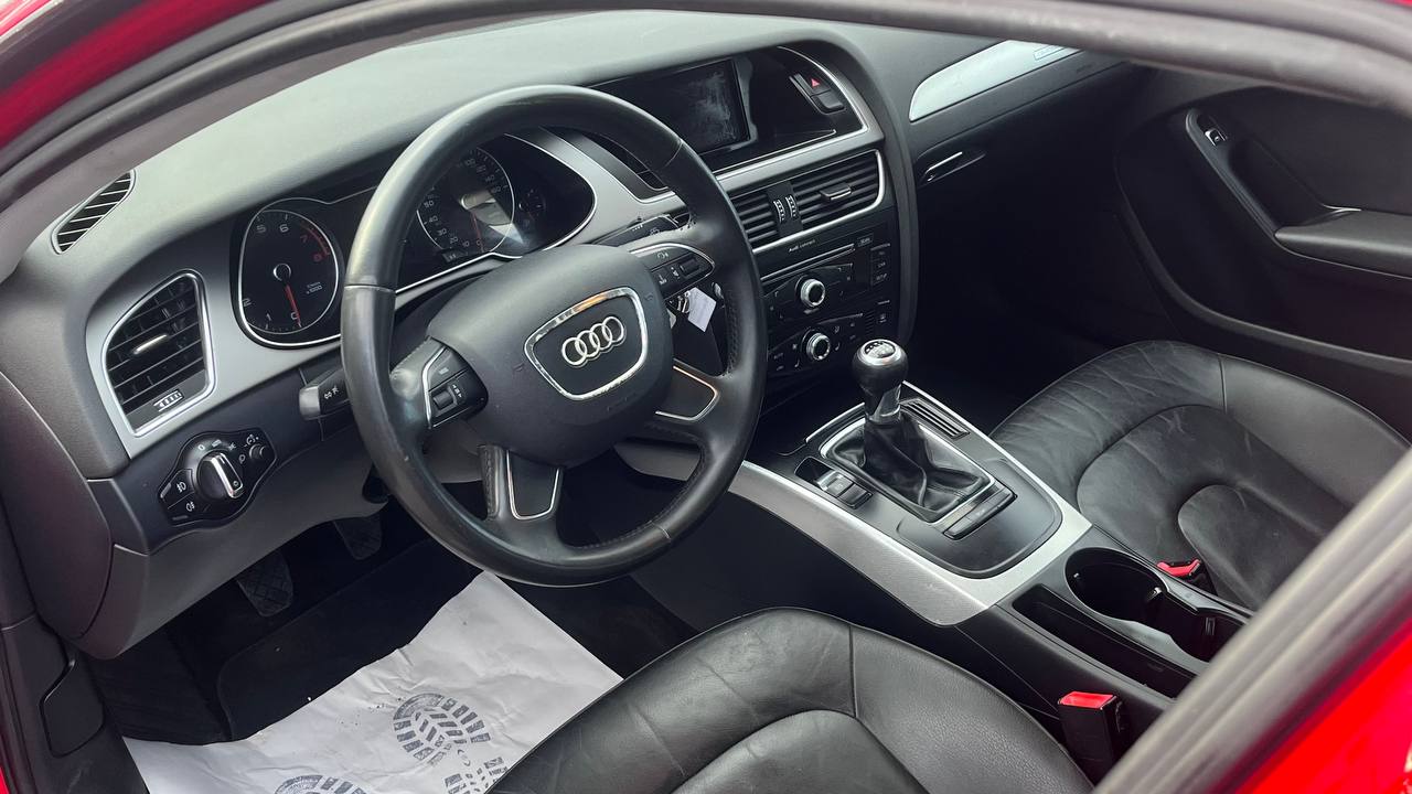 AUDI A4 PREMIUM 2012