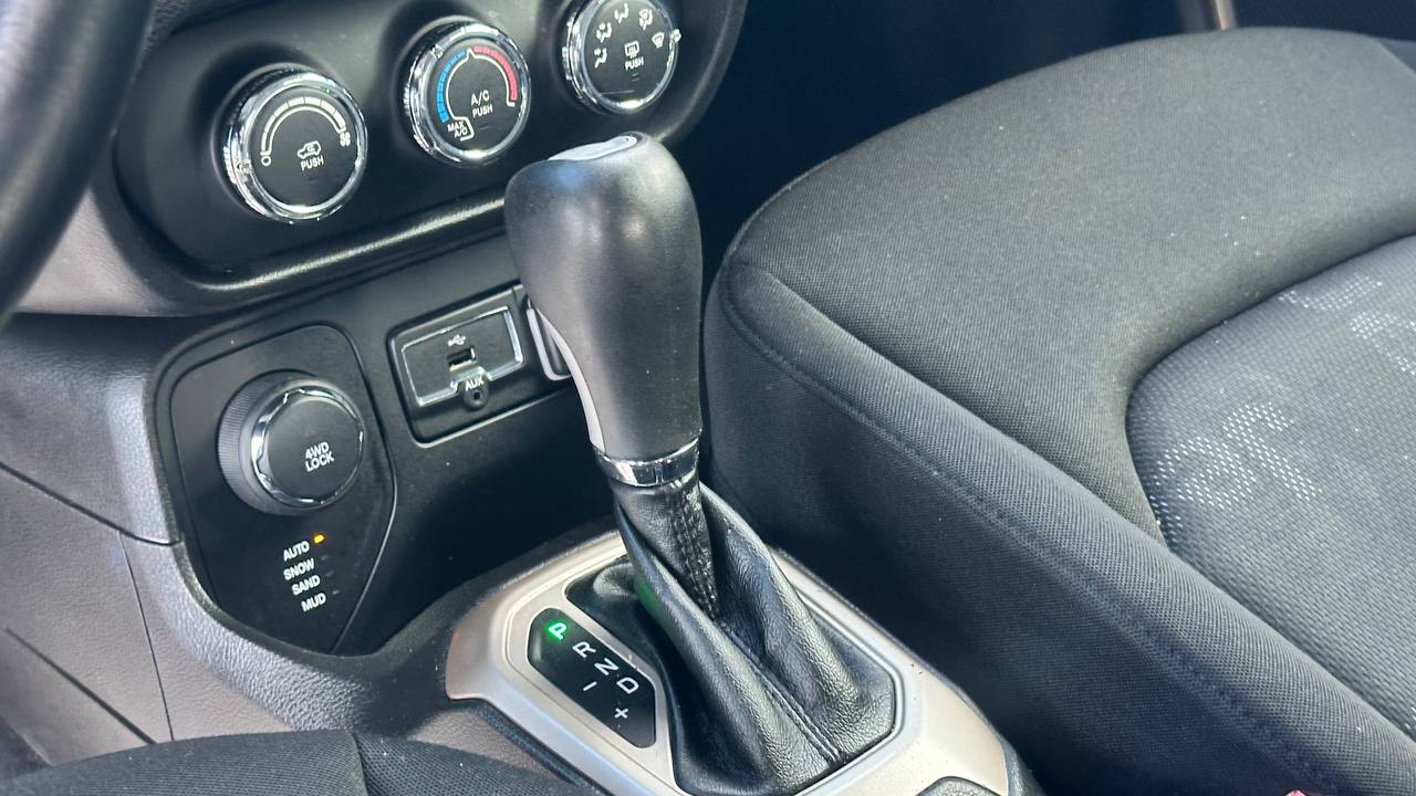 JEEP RENEGADE LATITUDE 2016