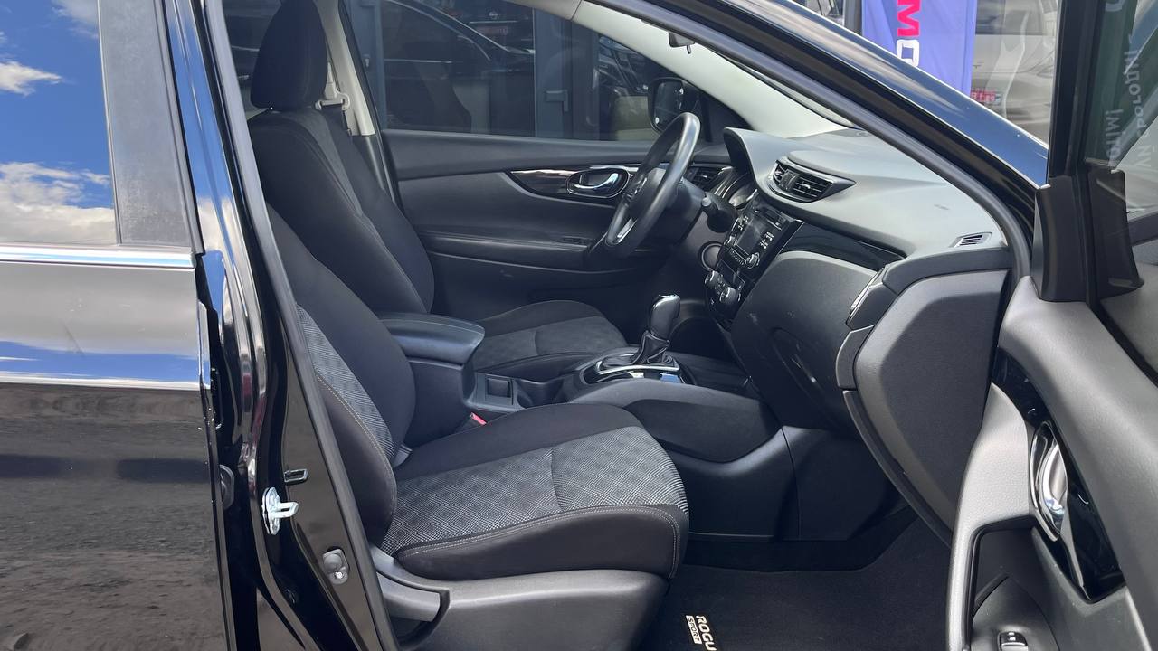 NISSAN ROGUE SPORT SV 2017