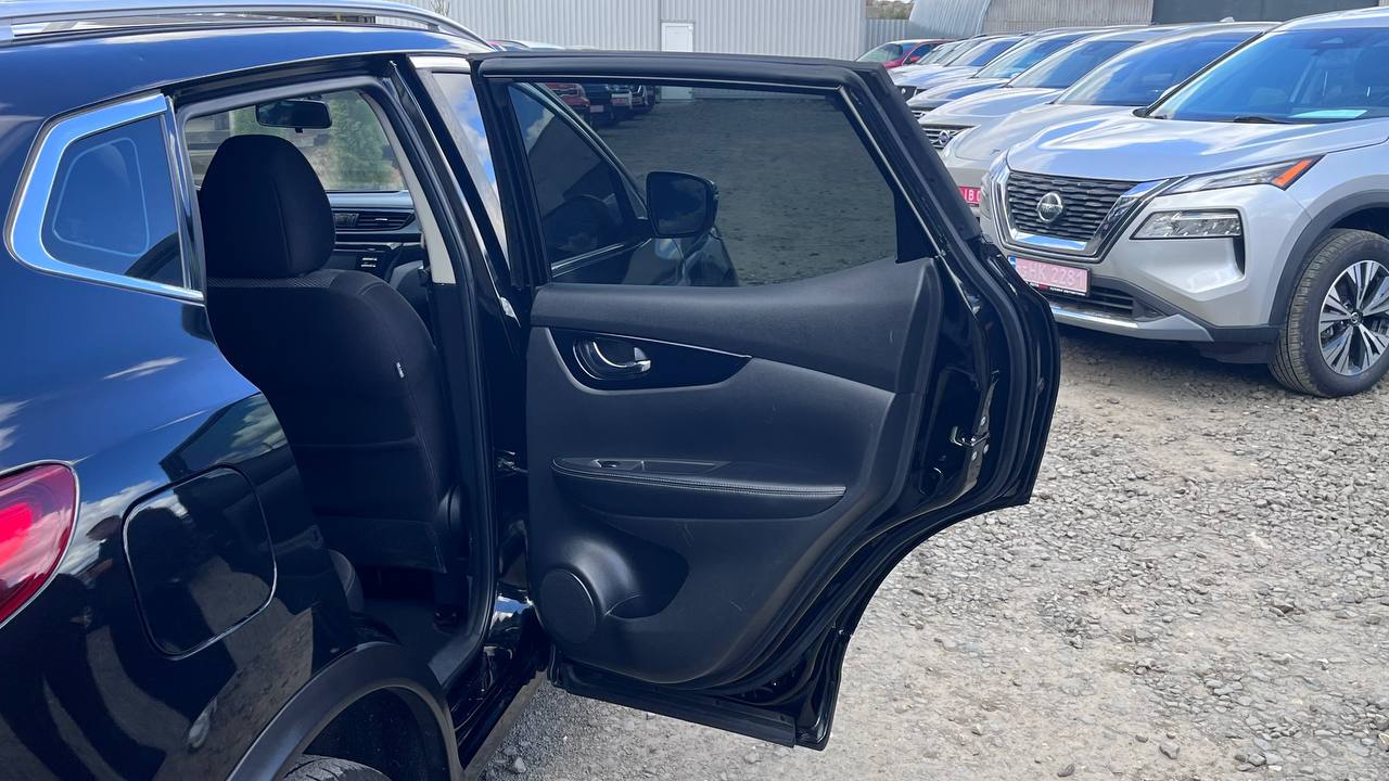 NISSAN ROGUE SPORT SV 2017