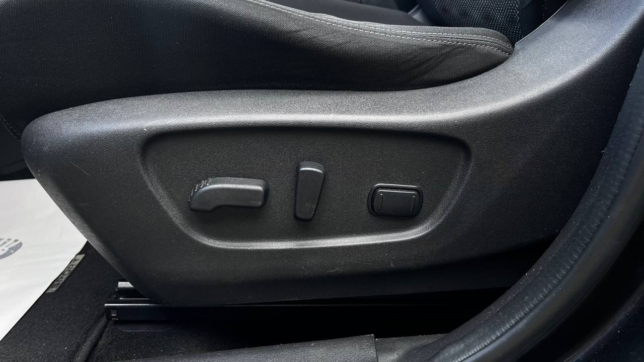 NISSAN ROGUE SPORT SV 2017