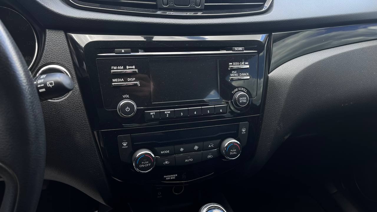 NISSAN ROGUE SPORT SV 2017