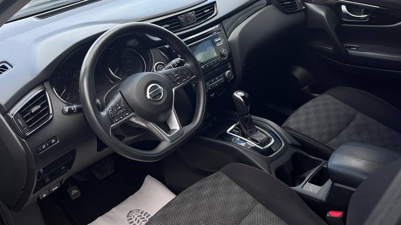 NISSAN ROGUE SPORT SV 2017